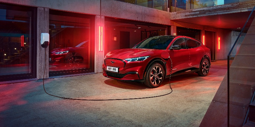 Ford teams up with Octopus Energy and Tibber for next-gen smart charging to save drivers money