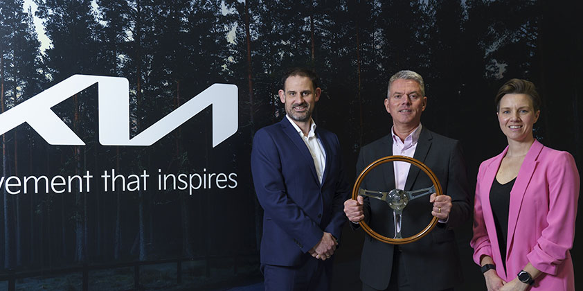 Kia Takes the Crown: EV9 Named UK Car of the Year 2024